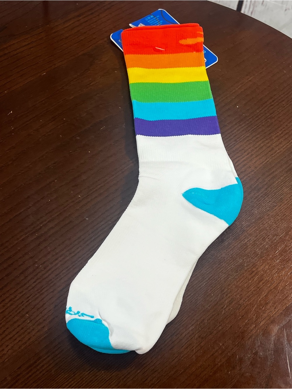 Brooks White Crew Running Compression Sock Rainbow Stripe Accents S/M 5-9